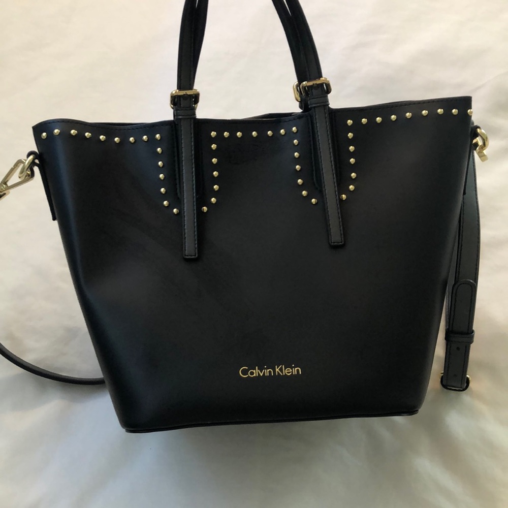 CALVIN KLEIN PURSE